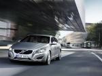 Volvo V60 Plug-in Hybrid 2011 года